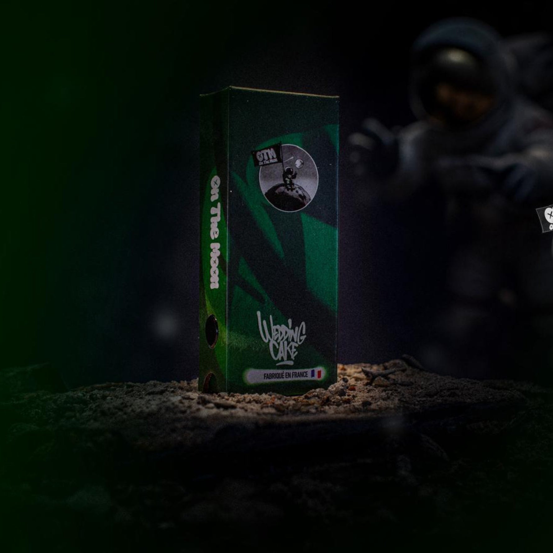 Cartouche CBD OTM – Weding Cake Packaging vert On The Moon avec design astronaute, 1 ml Full Spectrum